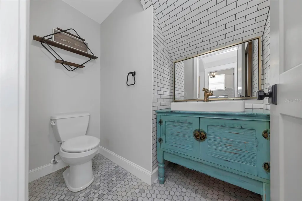 1704 Split Fork Drive Oldsmar FL 34677