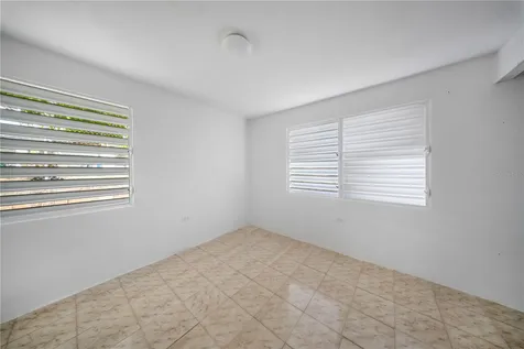 G4 Avenida A Fajardo PR 00738