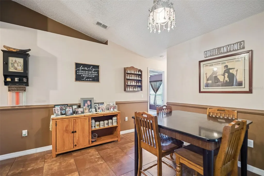 1560 Gray Court Deltona FL 32738