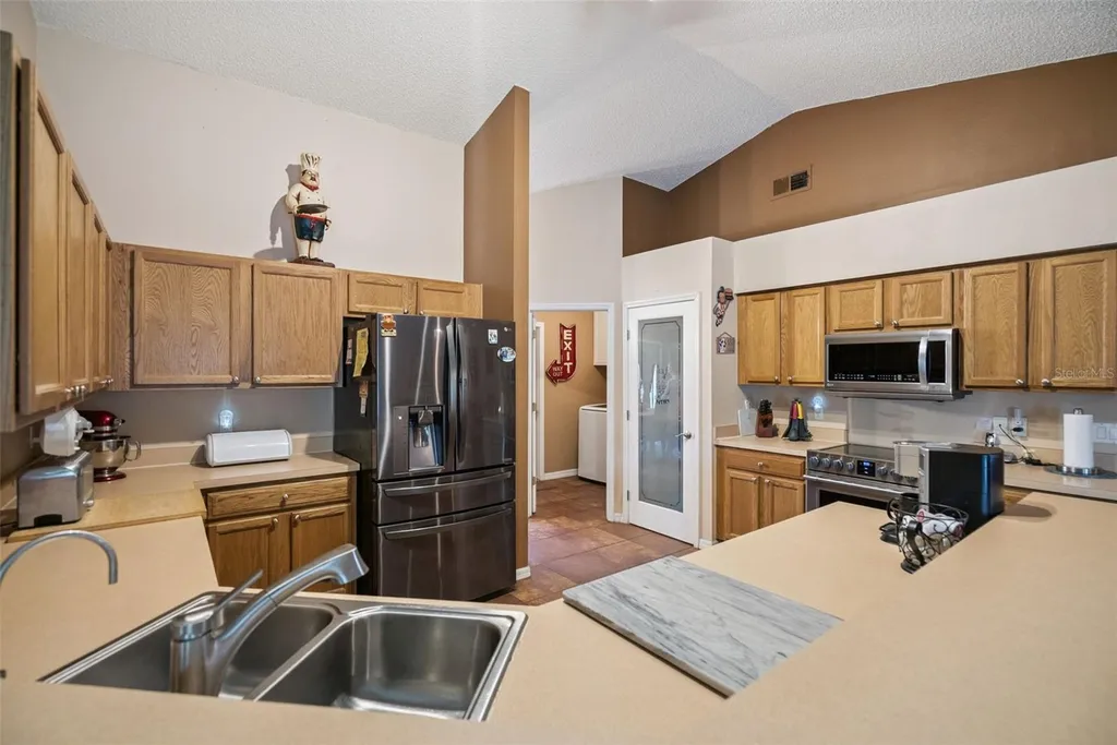 1560 Gray Court Deltona FL 32738