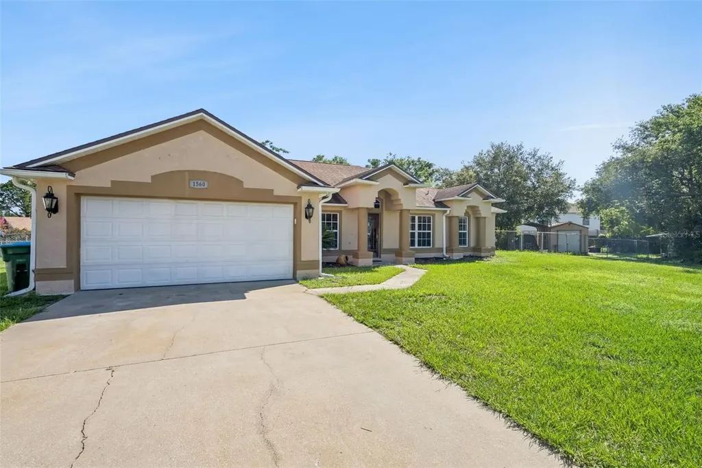 1560 Gray Court Deltona FL 32738