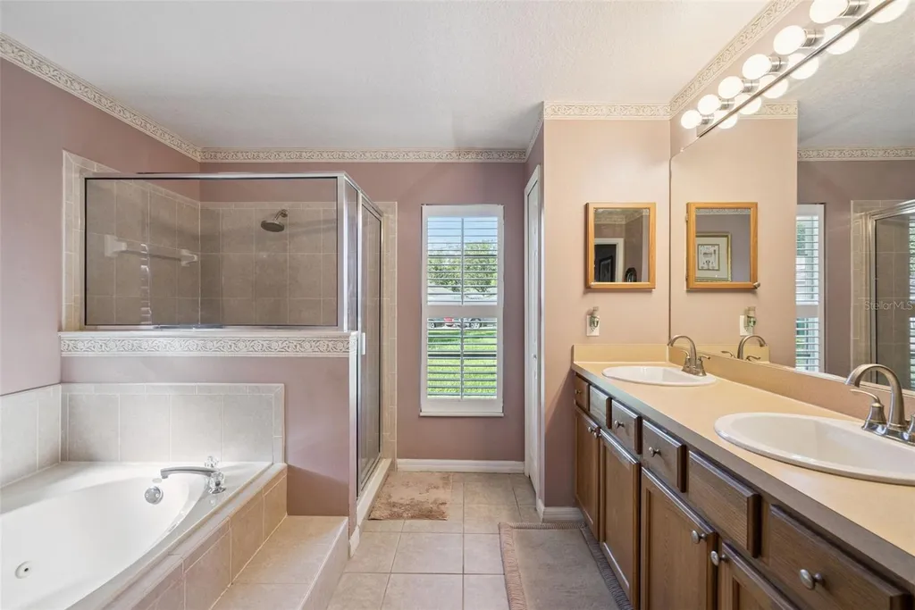 1560 Gray Court Deltona FL 32738