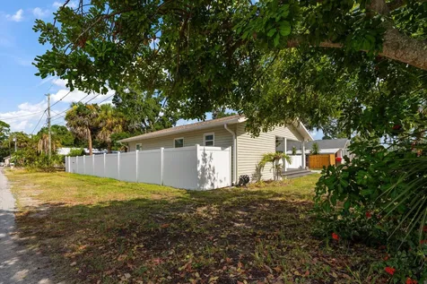 401 Dempsey Road Palm Harbor FL 34683