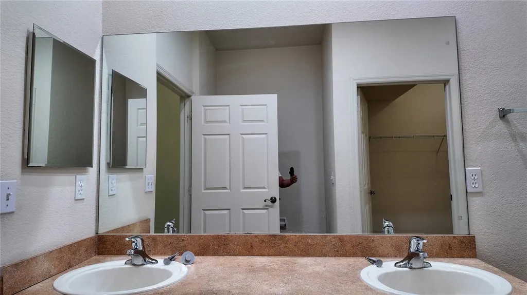 3051 Greystone Loop Kissimmee FL 34741