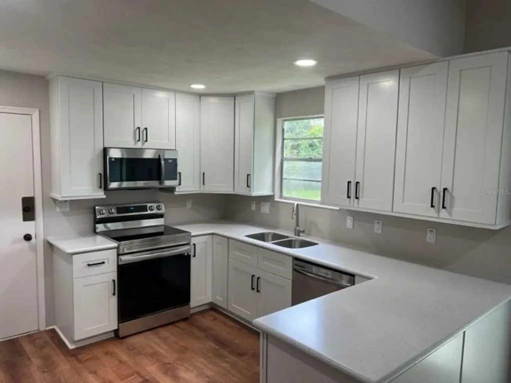 6613 NW 30th Terrace Gainesville FL 32653