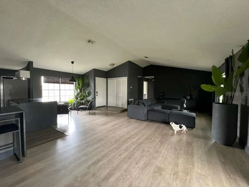 906 San Paulo Way Kissimmee FL 34758