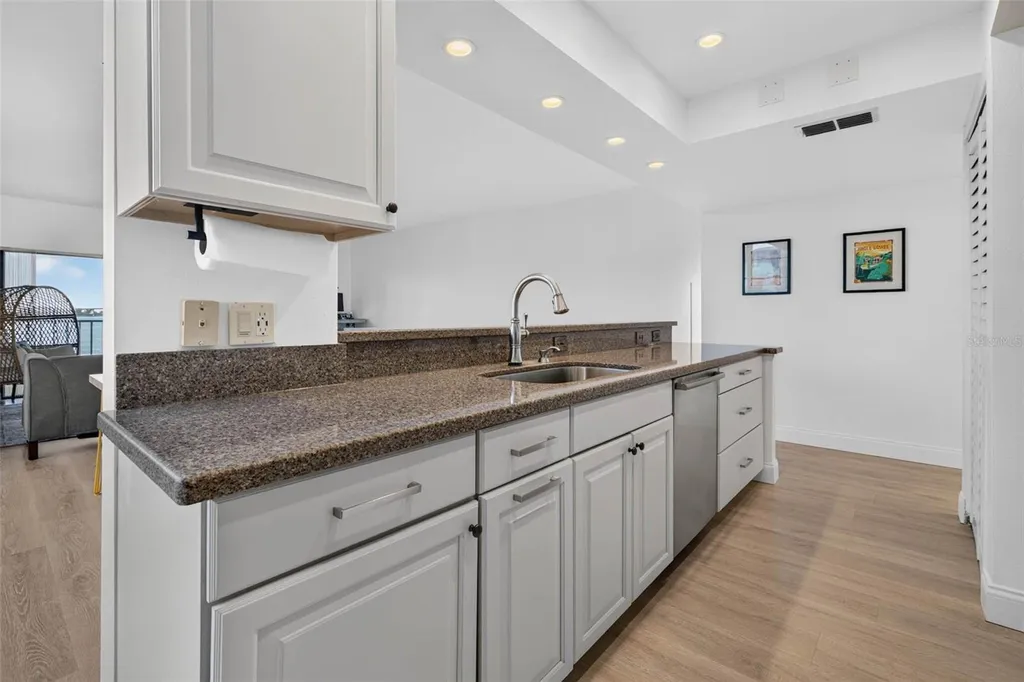 602 Lime Avenue Clearwater FL 33756