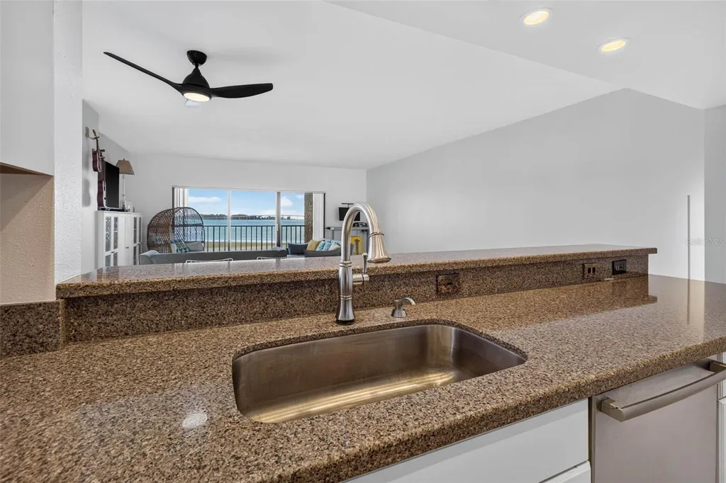 602 Lime Avenue Clearwater FL 33756