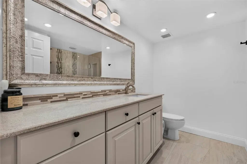 602 Lime Avenue Clearwater FL 33756