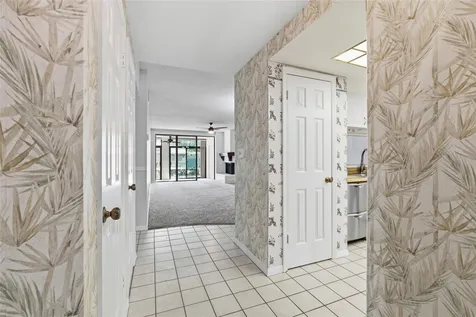 1055 N Kensington Park Drive S Altamonte Springs FL 32714
