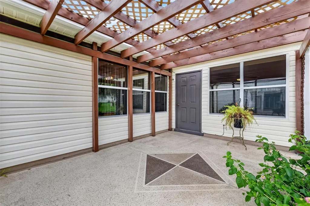 2129 Margarita Drive Lady Lake FL 32159