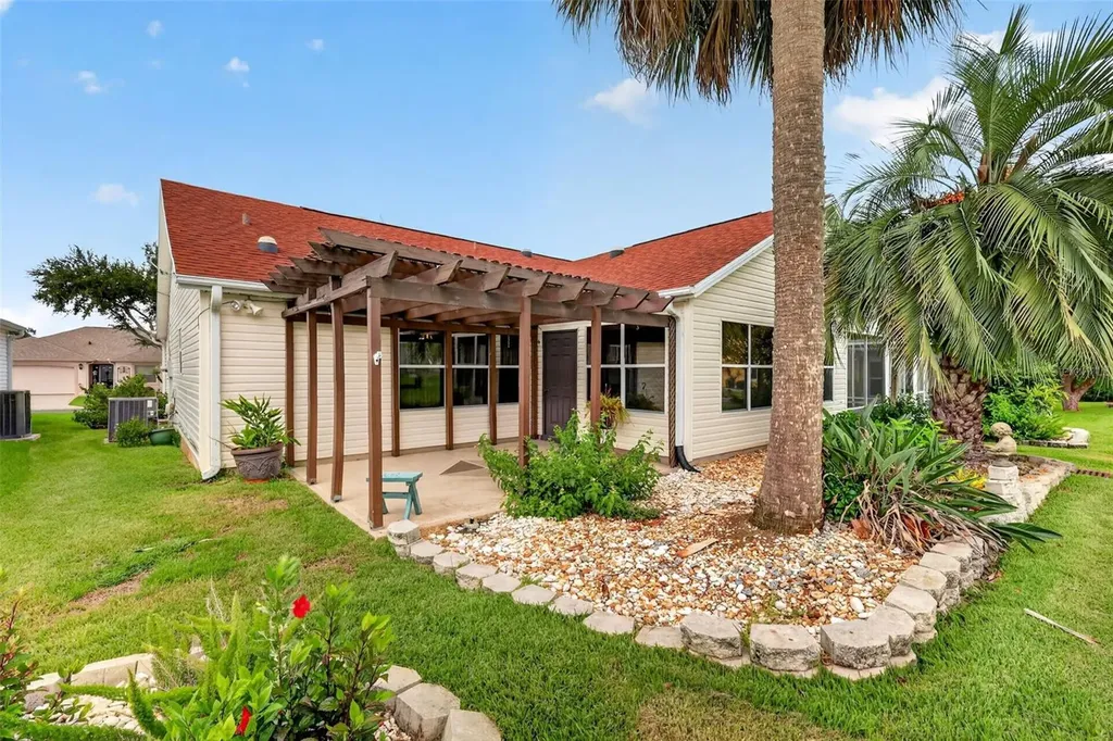 2129 Margarita Drive Lady Lake FL 32159