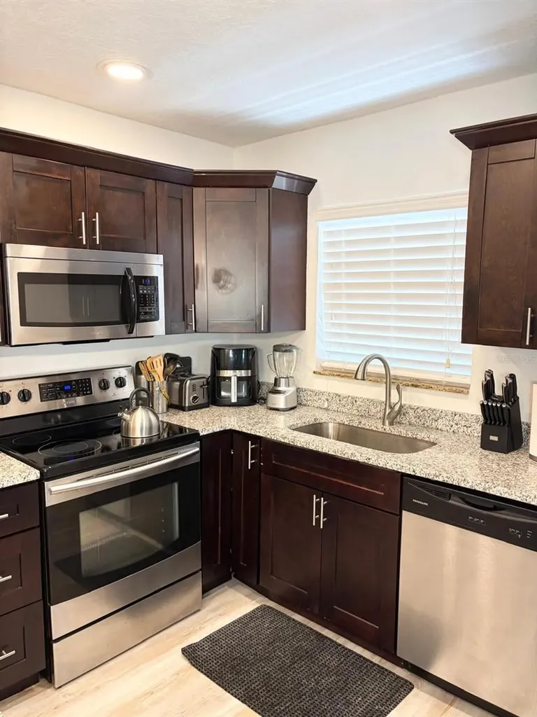 4714 W Lawn Avenue Tampa FL 33611