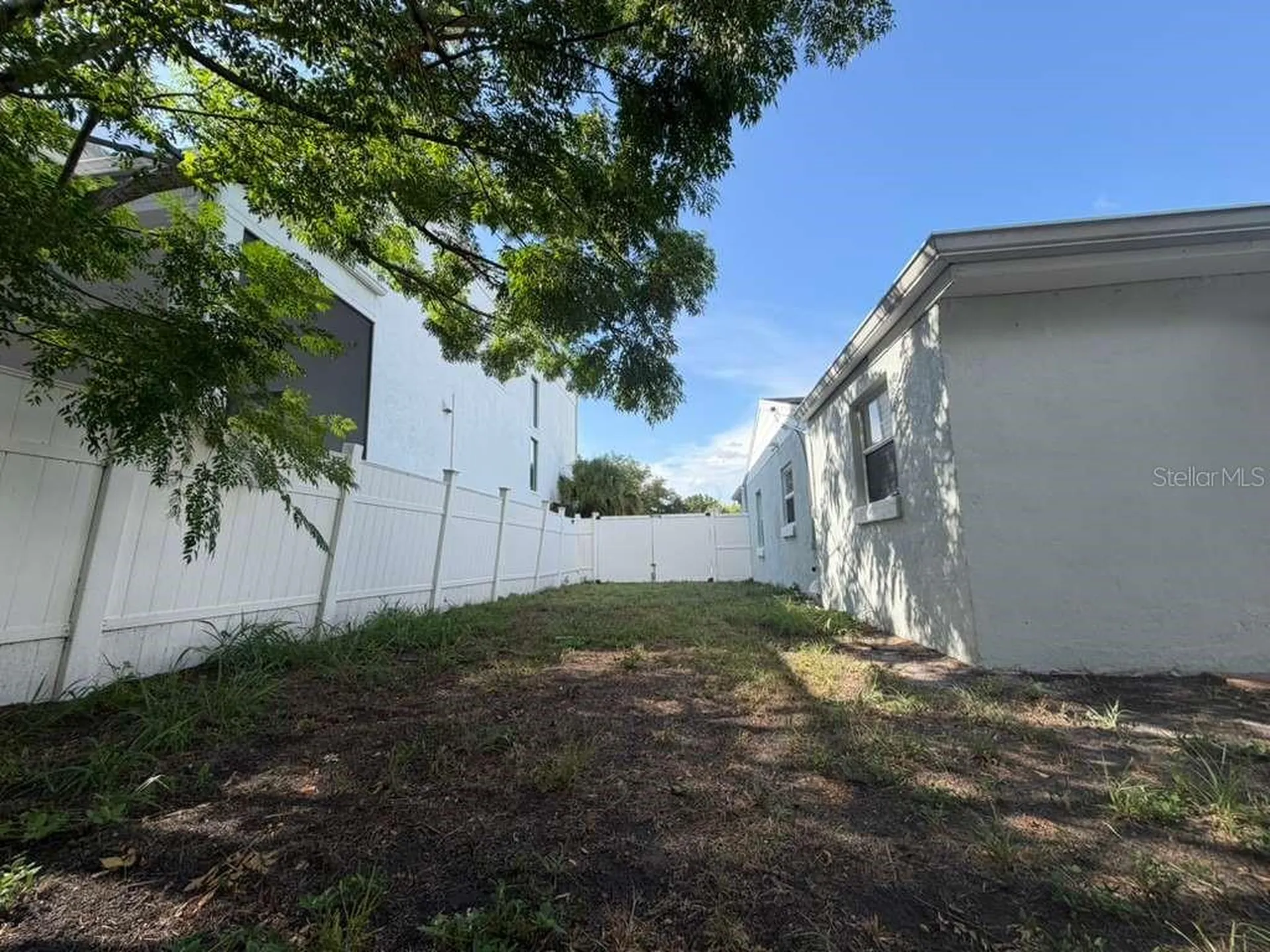 4714 W Lawn Avenue Tampa FL 33611