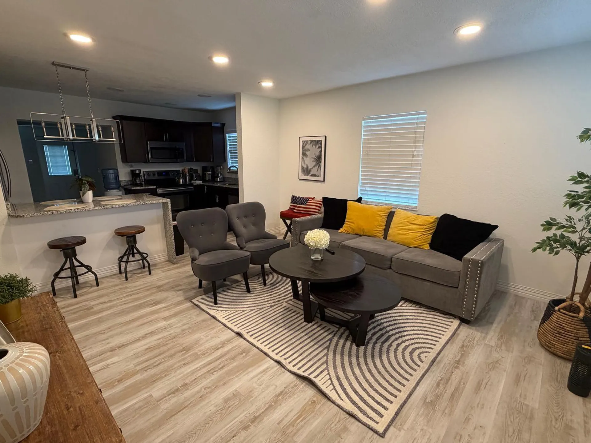 4714 W Lawn Avenue Tampa FL 33611