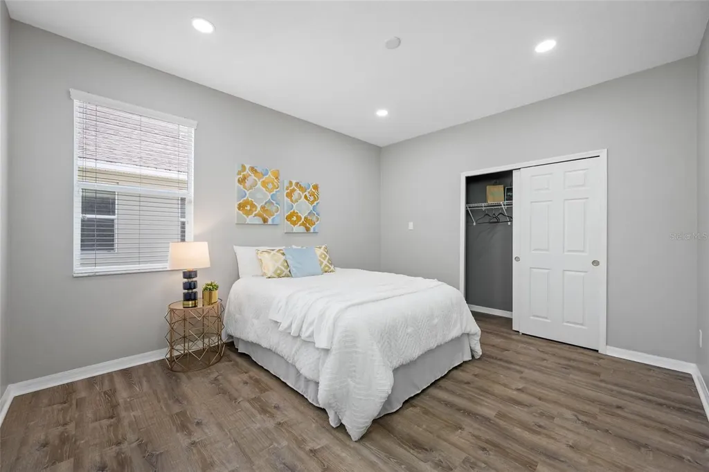 1405 Parker Den Drive Ruskin FL 33570