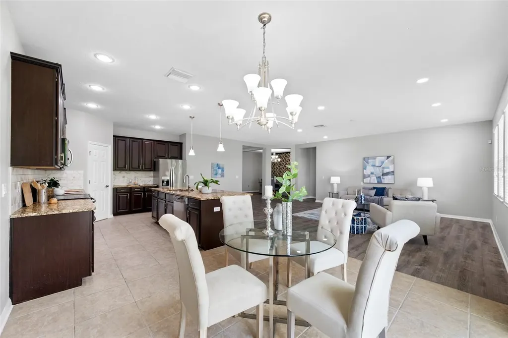 1405 Parker Den Drive Ruskin FL 33570
