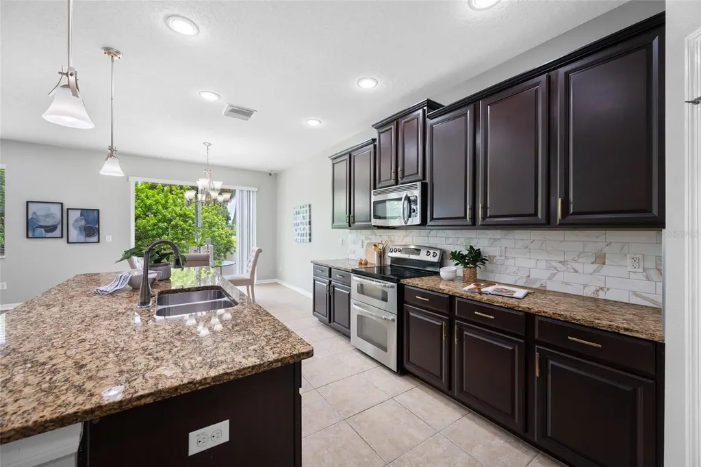 1405 Parker Den Drive Ruskin FL 33570