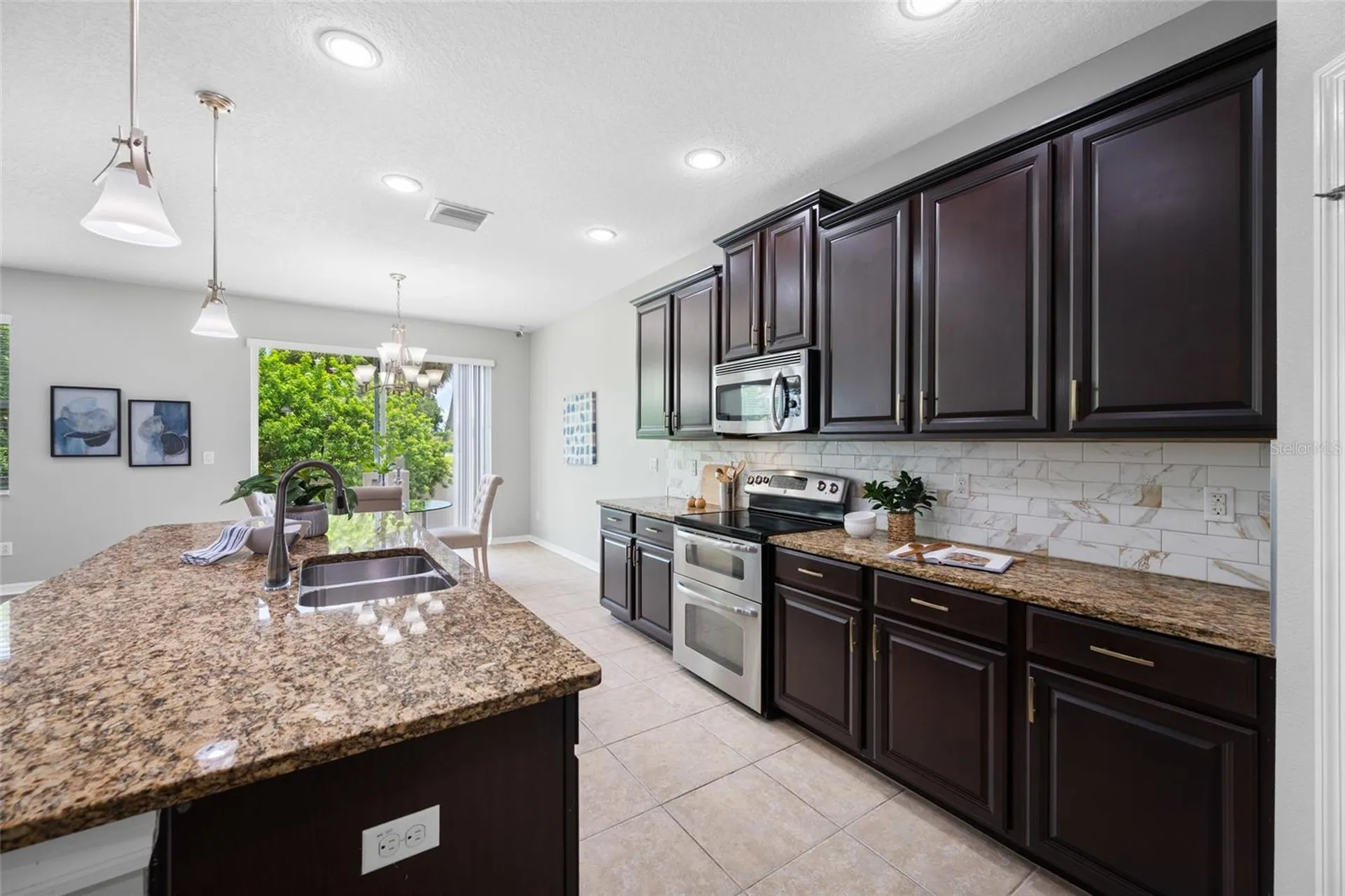 1405 Parker Den Drive Ruskin FL 33570