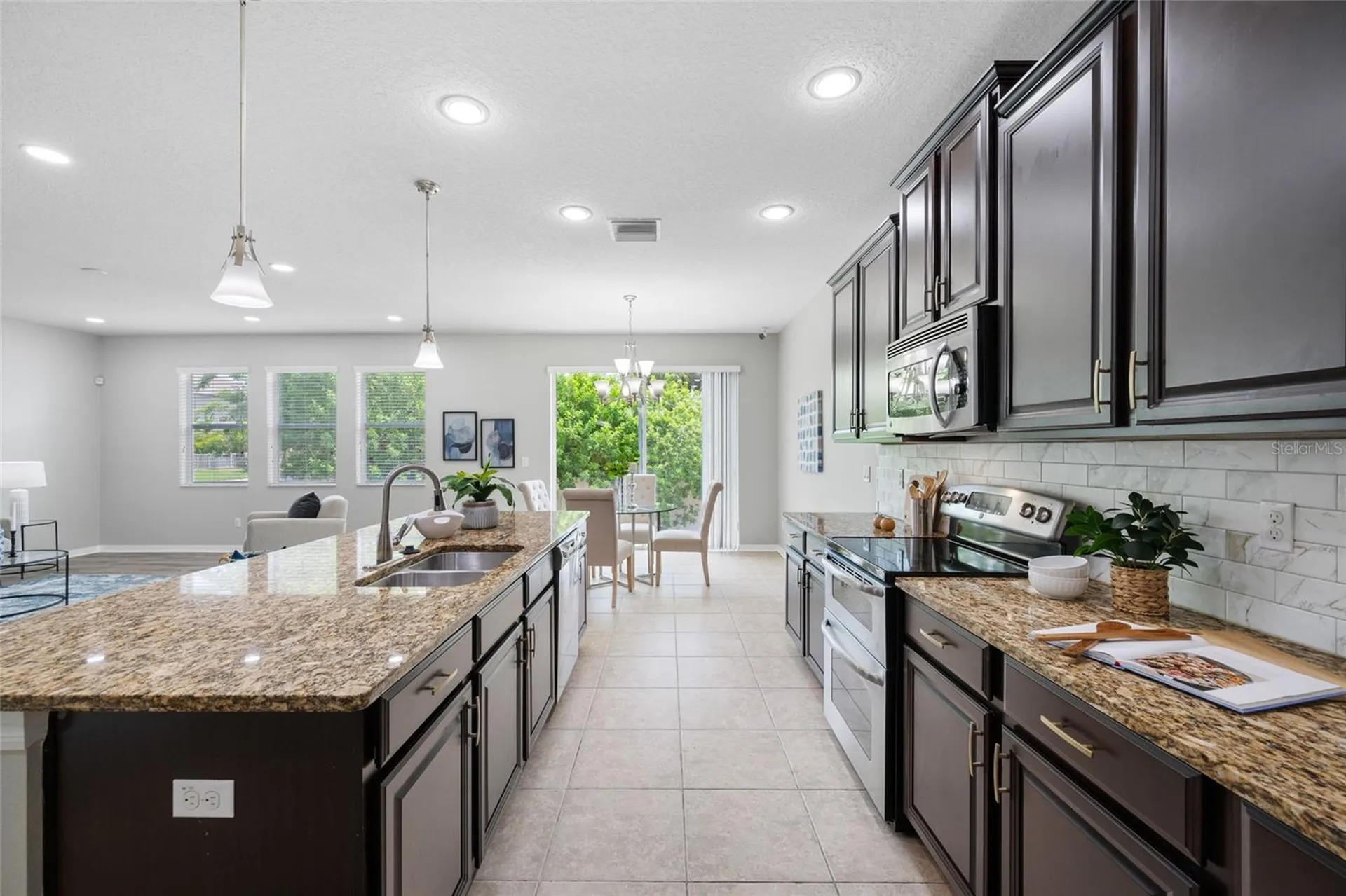 1405 Parker Den Drive Ruskin FL 33570