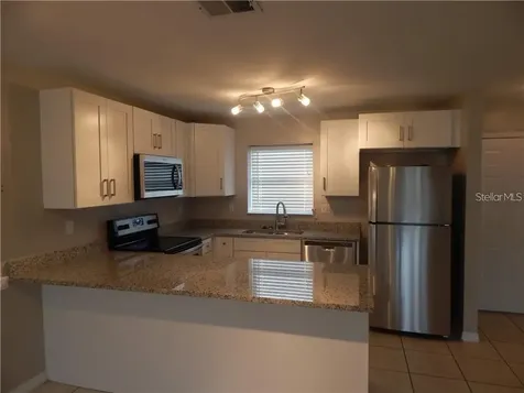 307 Sherborne Lane Kissimmee FL 34758