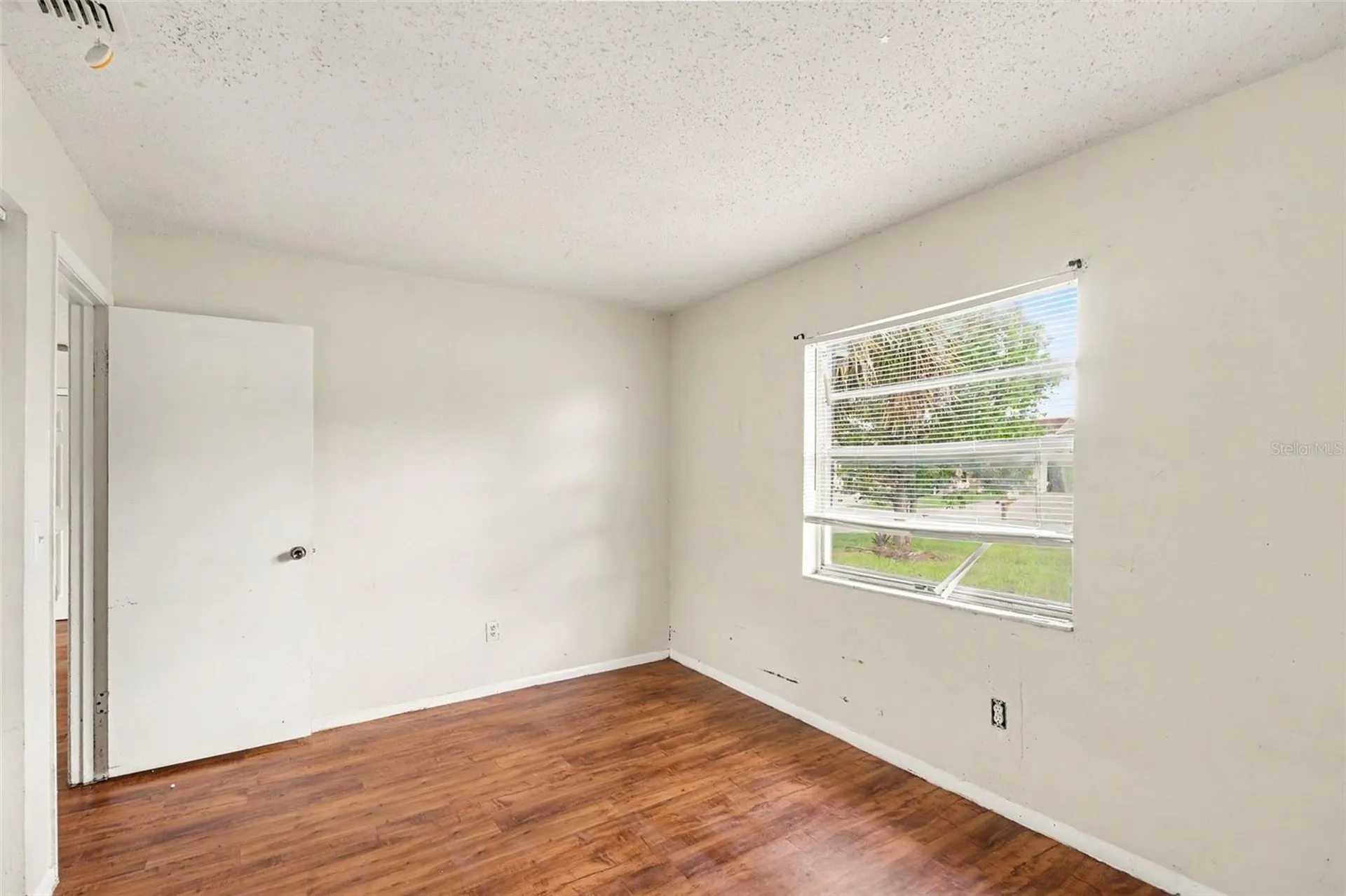 868 Aspenwood Circle Kissimmee FL 34743
