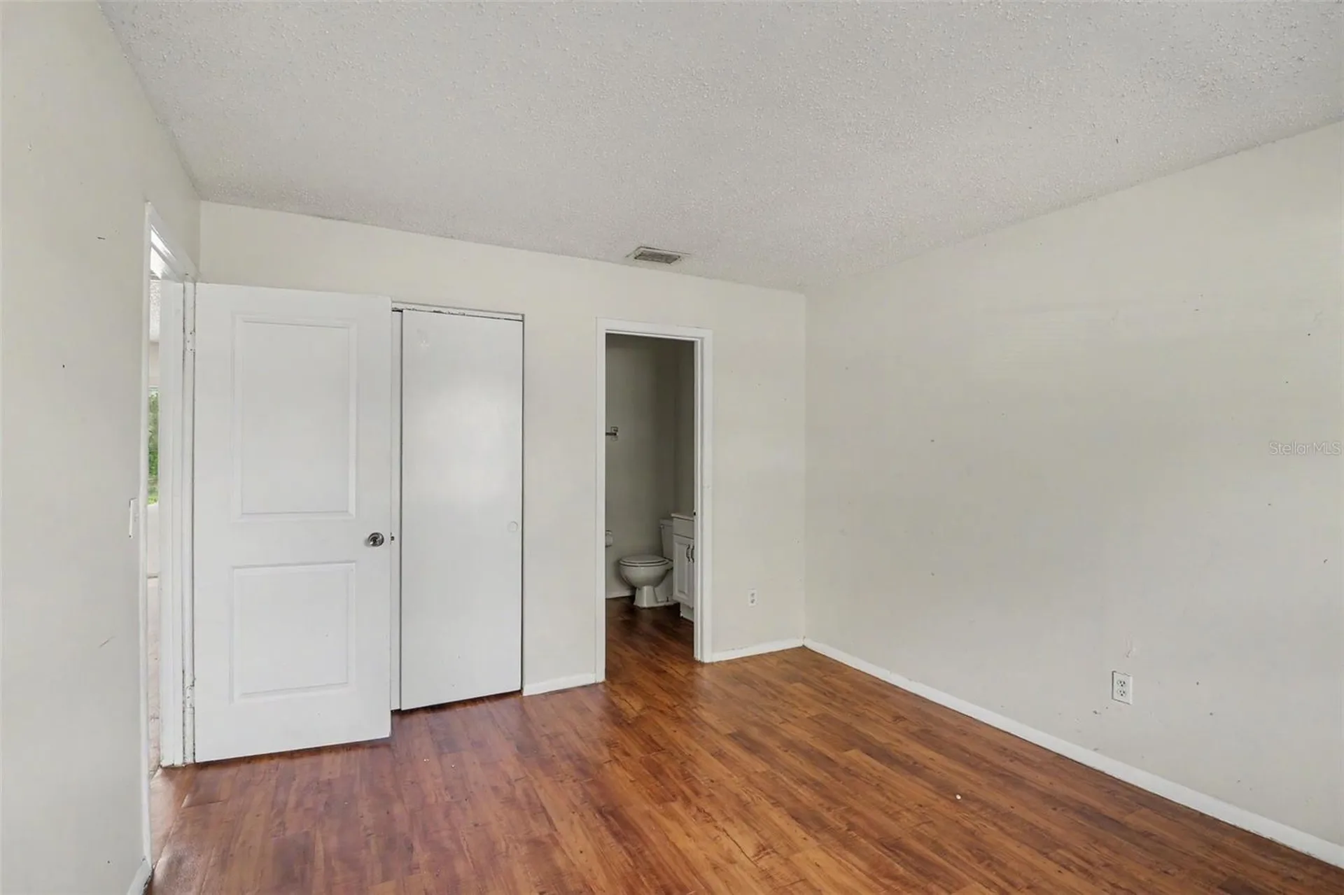868 Aspenwood Circle Kissimmee FL 34743