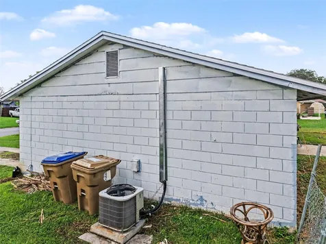 868 Aspenwood Circle Kissimmee FL 34743
