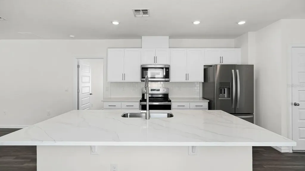1628 Hummingbird Road Winter Haven FL 33884