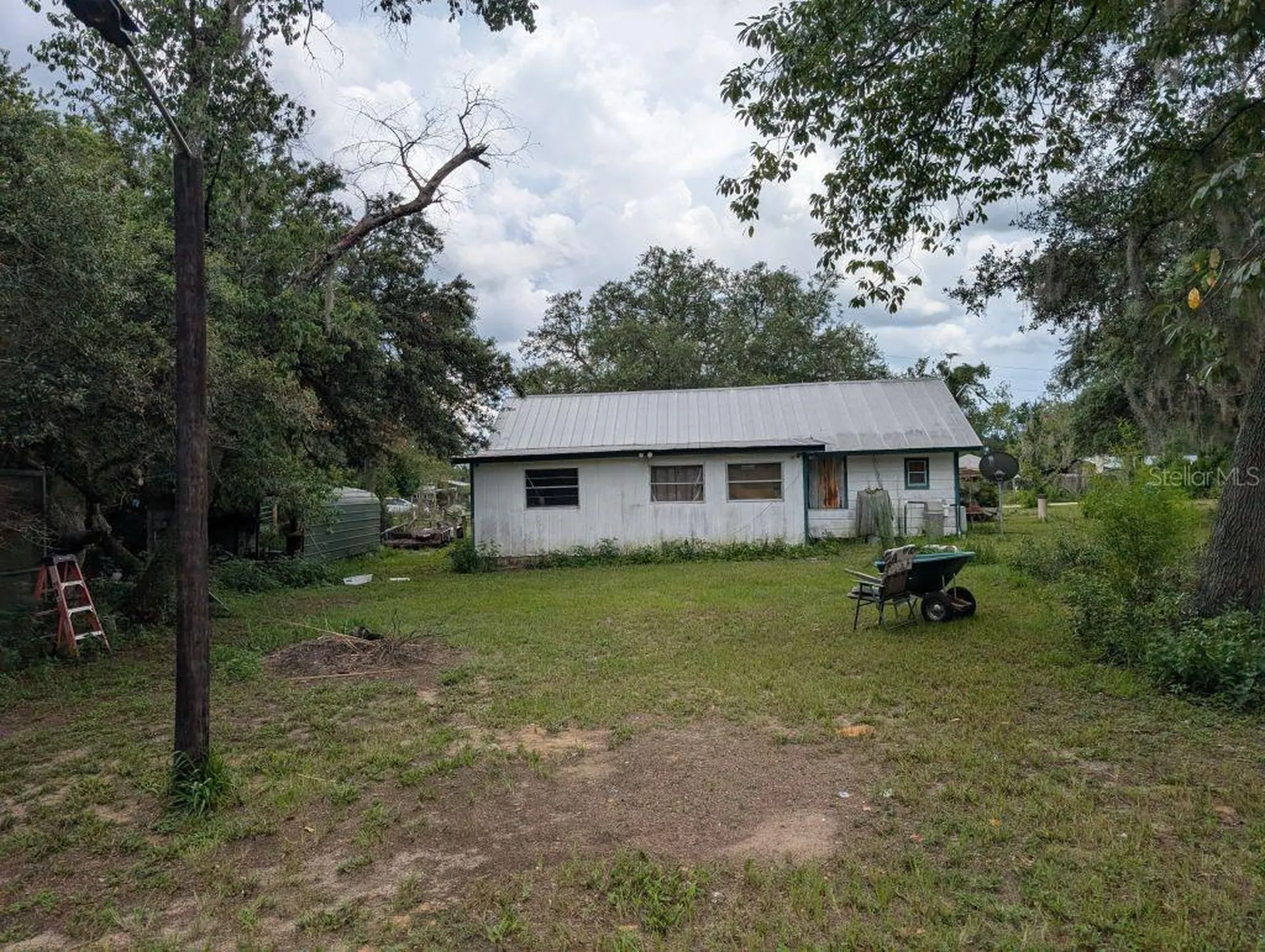 20877 SE 143rd Place Umatilla FL 32784