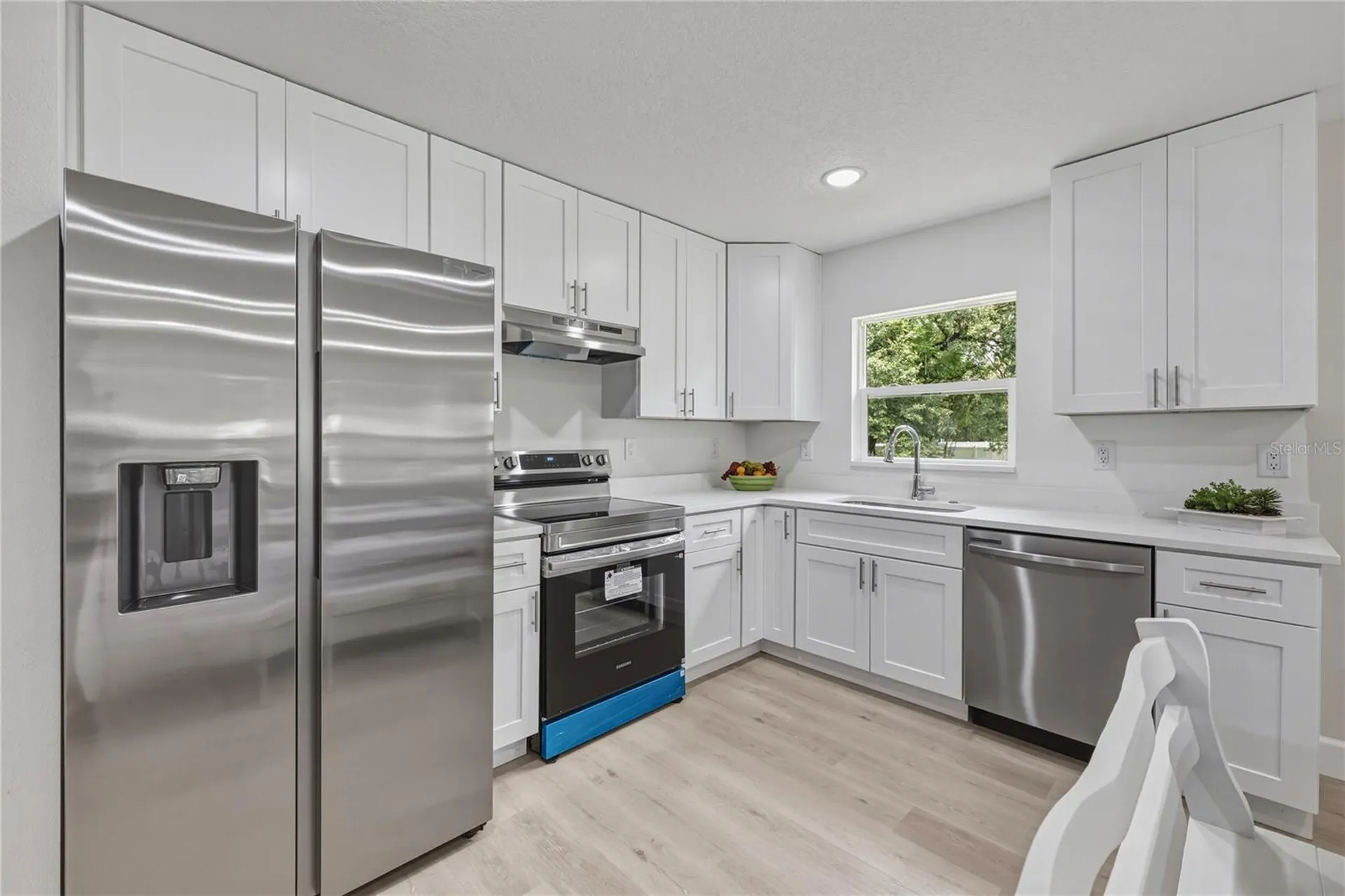520 W Beresford Avenue Deland FL 32720