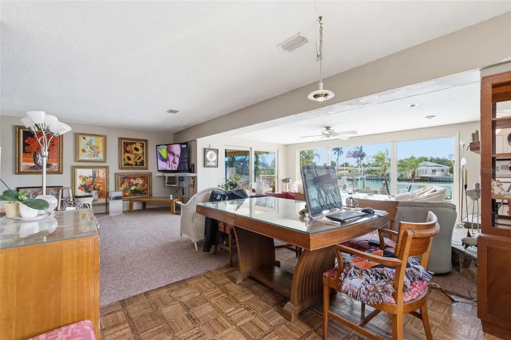 412 Hermosita Drive St Petersburg FL 33706