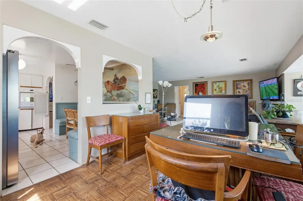 412 Hermosita Drive St Petersburg FL 33706