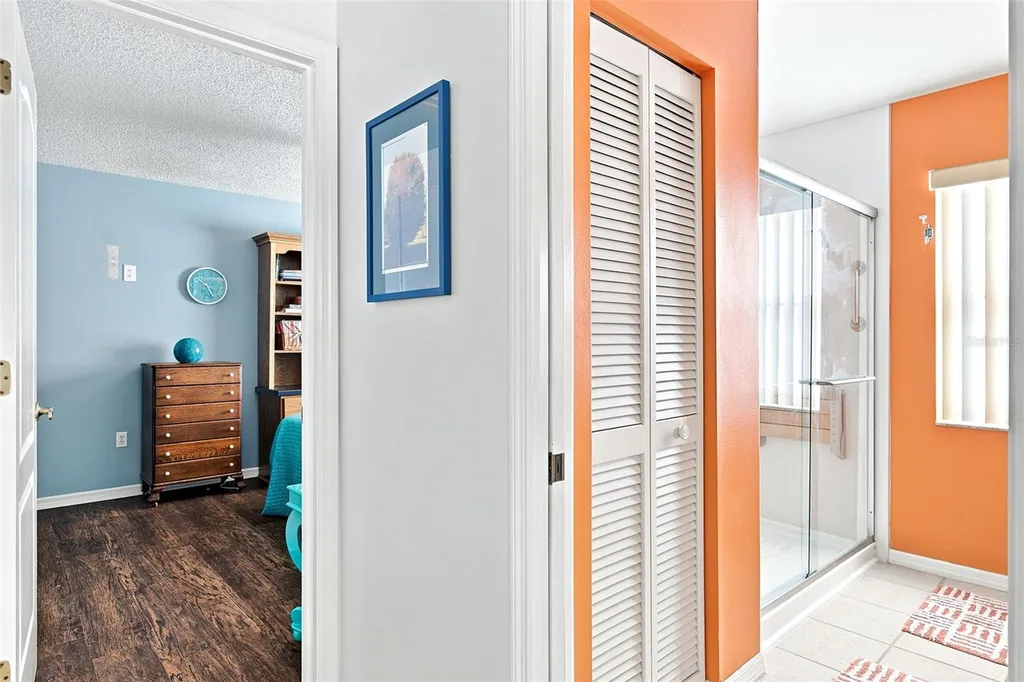 7809 34th Court E Sarasota FL 34243