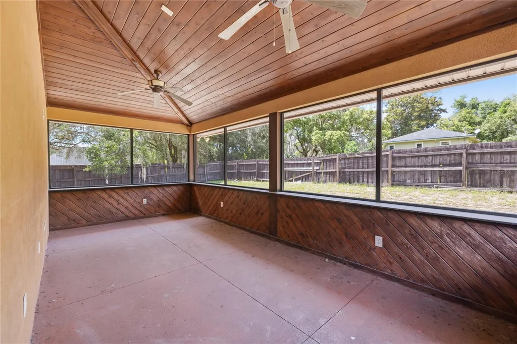 2250 N Volusia Avenue Orange City FL 32763