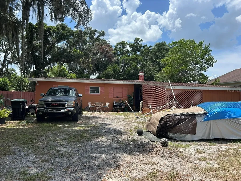 4710 Robbins Avenue Orlando FL 32808
