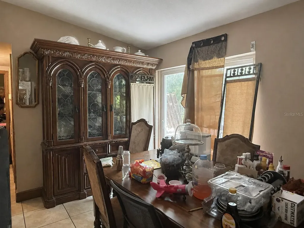 4710 Robbins Avenue Orlando FL 32808