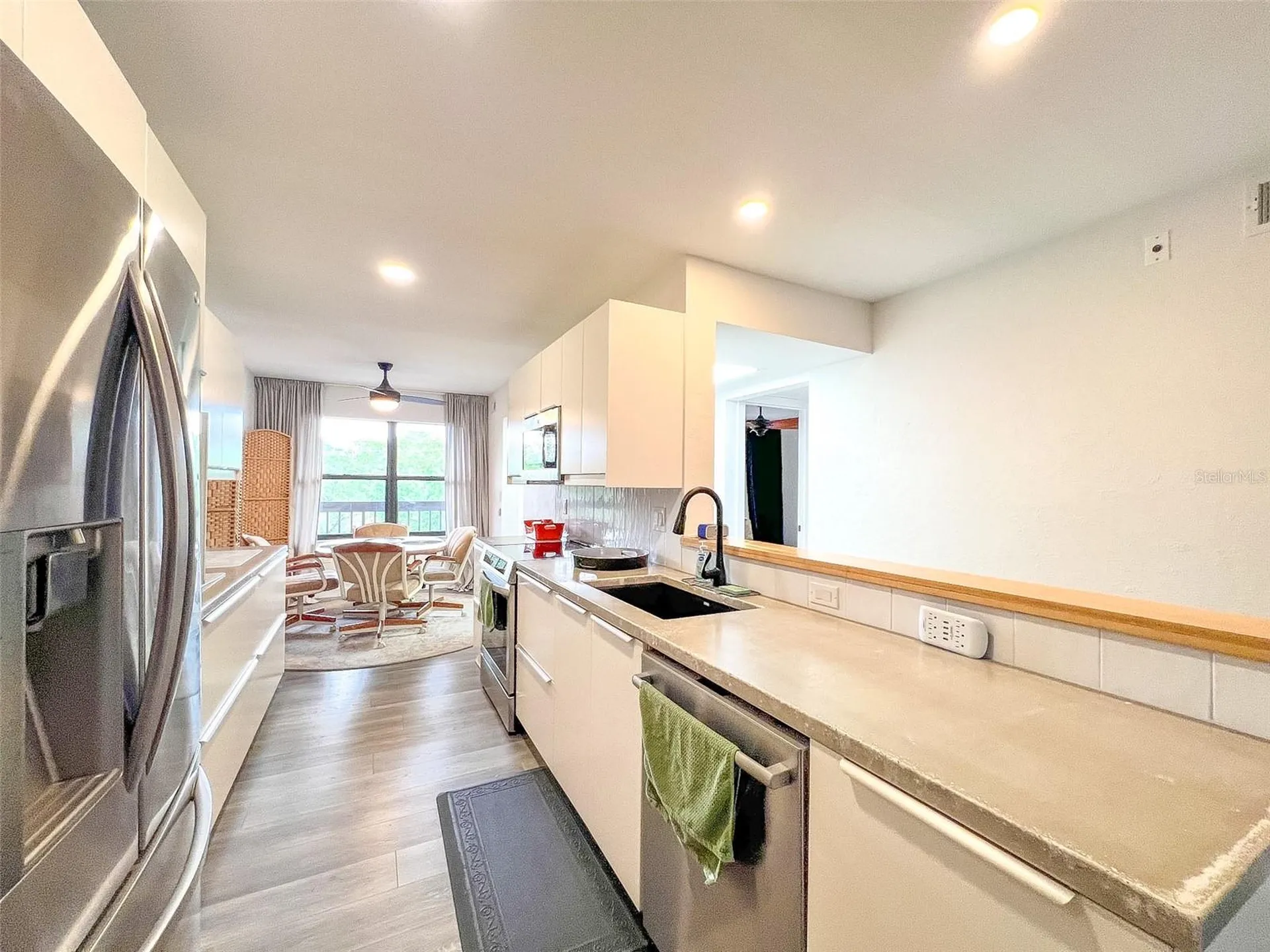 625 30th Avenue W Bradenton FL 34205