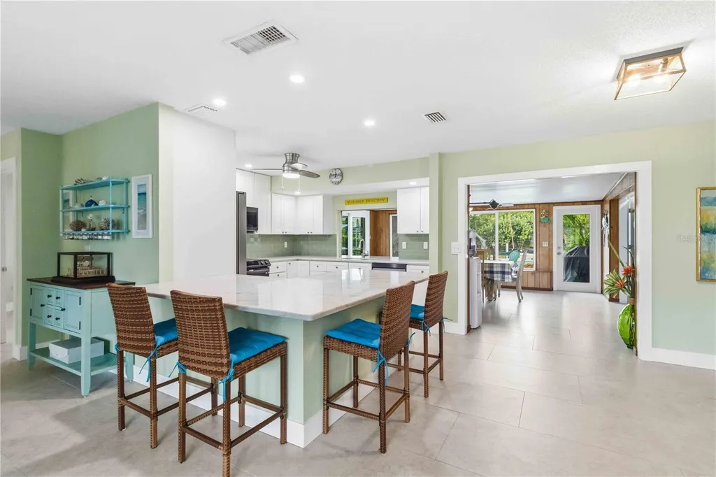 720 Ixora Avenue Ellenton FL 34222