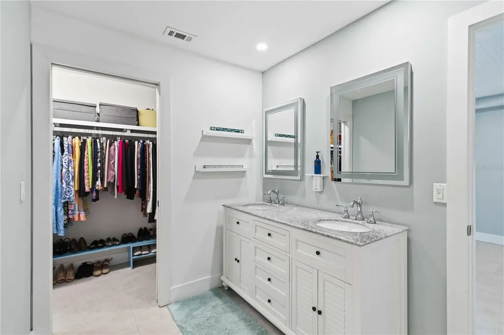 720 Ixora Avenue Ellenton FL 34222