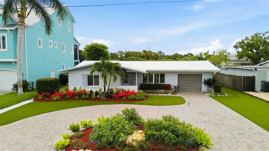 720 Ixora Avenue Ellenton FL 34222