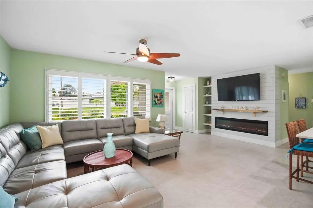 720 Ixora Avenue Ellenton FL 34222