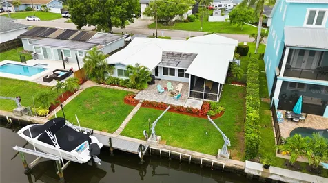 720 Ixora Avenue Ellenton FL 34222