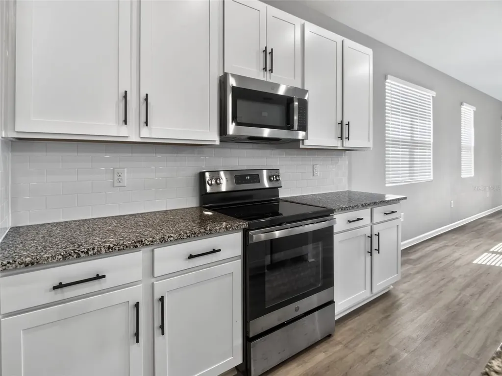 992 Griffon Avenue Lake Alfred FL 33850