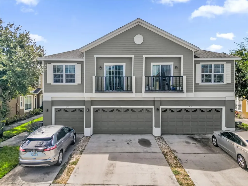 1933 Estancia Circle Kissimmee FL 34741