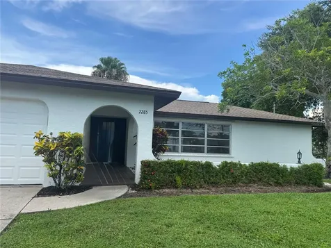 2285 SE 28th Street Cape Coral FL 33904