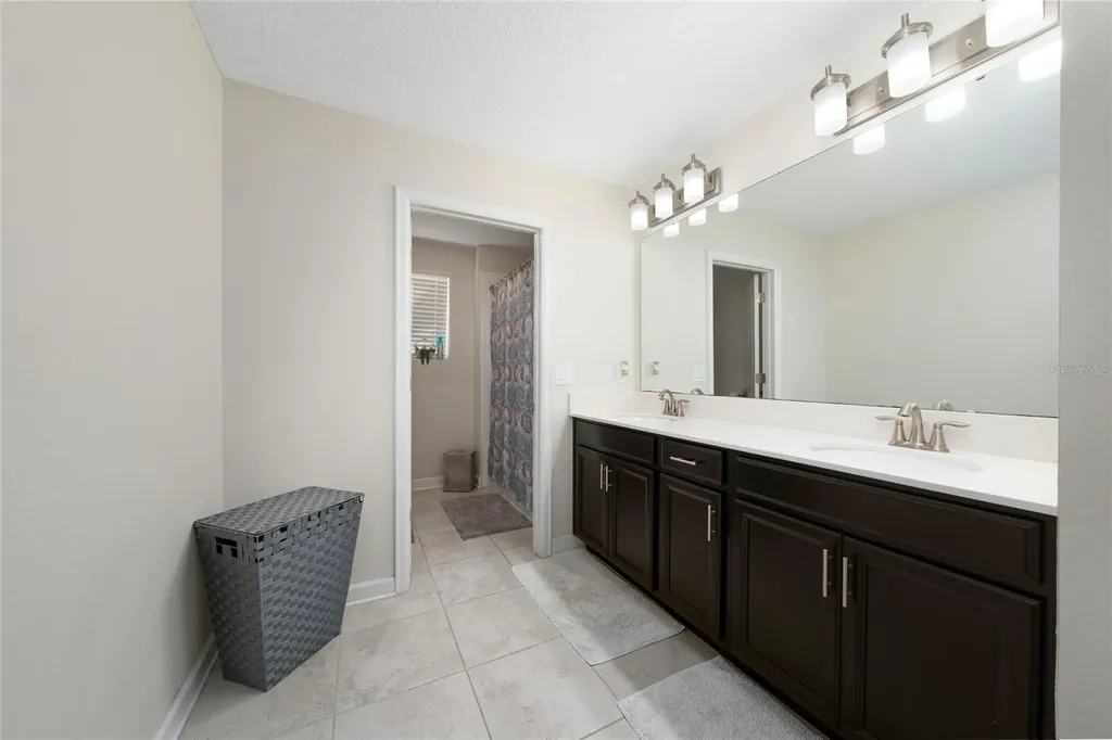 11059 Longleaf Woods Drive Orlando FL 32832
