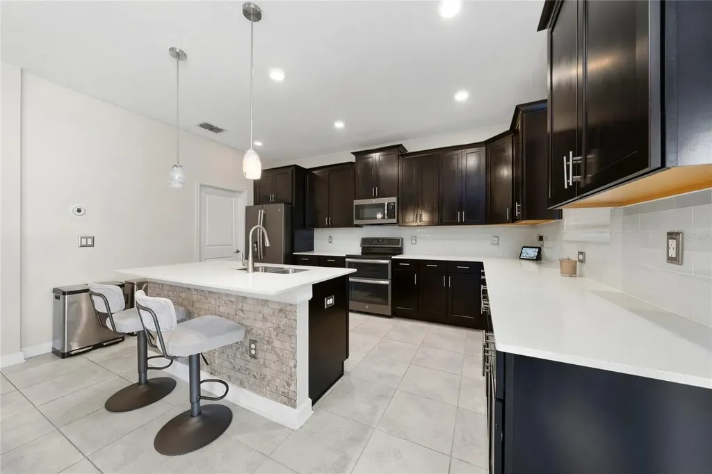 11059 Longleaf Woods Drive Orlando FL 32832
