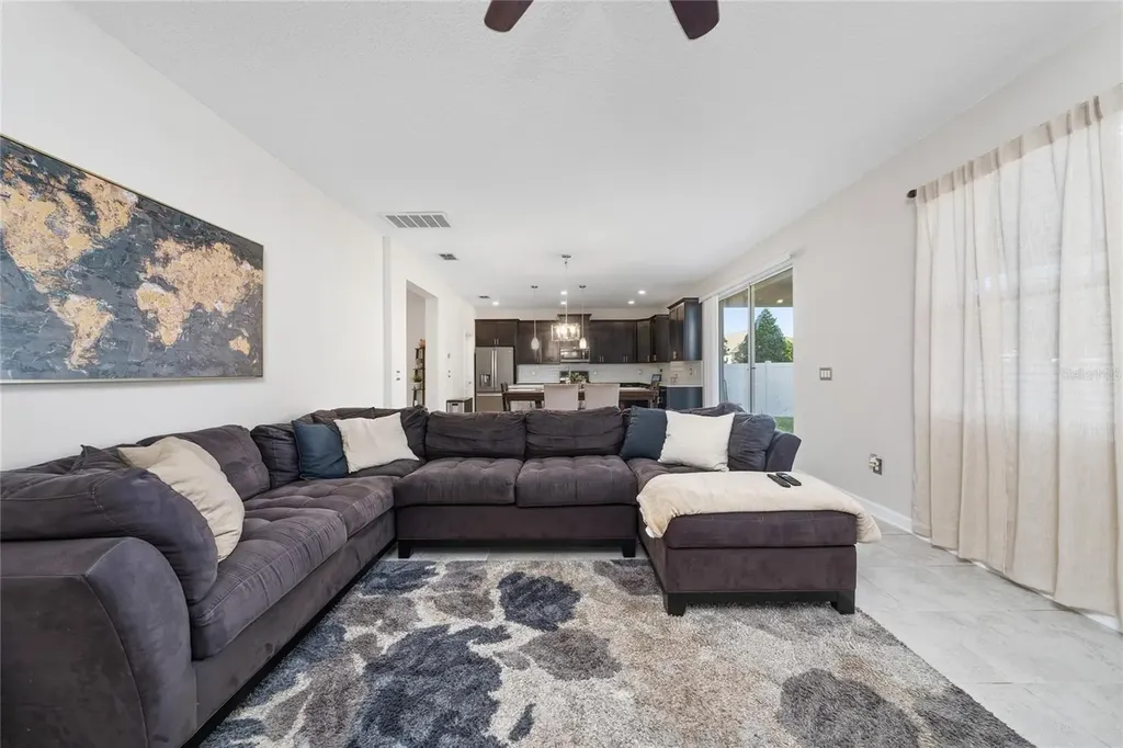 11059 Longleaf Woods Drive Orlando FL 32832