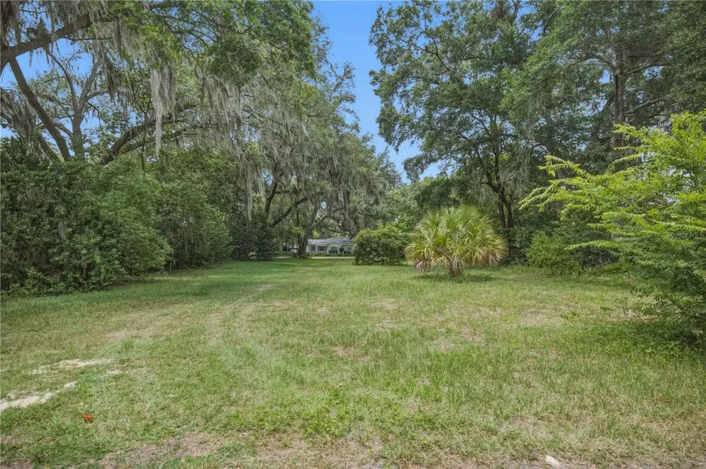 1748 SE 5th Street Ocala FL 34471